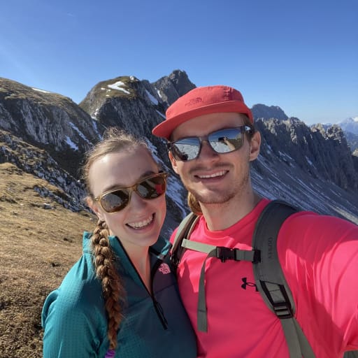 Profile image for pet sitters Julia & Griffin