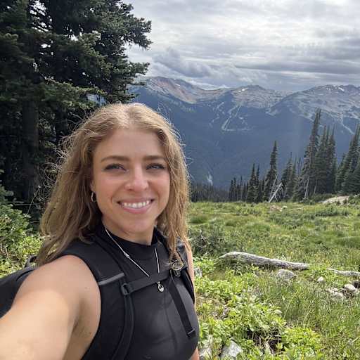 Profile image for pet sitter Michelle