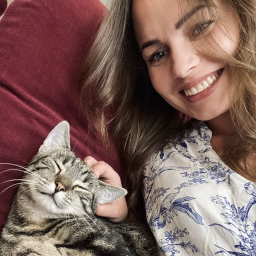 Profile image for pet sitter Laura