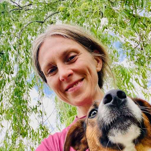 Profile image for pet sitter Melina - Carmen Melanie