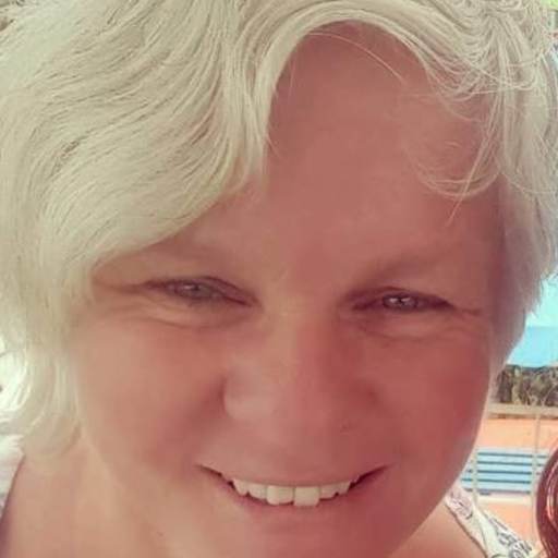 Profile image for pet sitters Karen & Steven