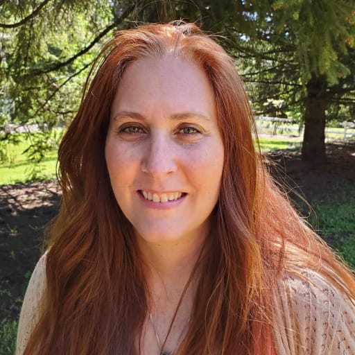 Profile image for pet sitter Erica