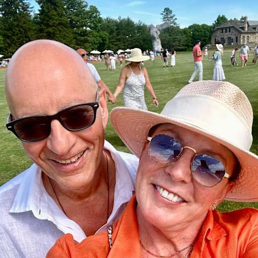 Profile image for pet sitters Shannon & Louie