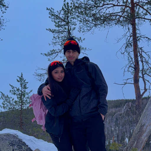 Profile image for pet sitters Mahdi & Anikha