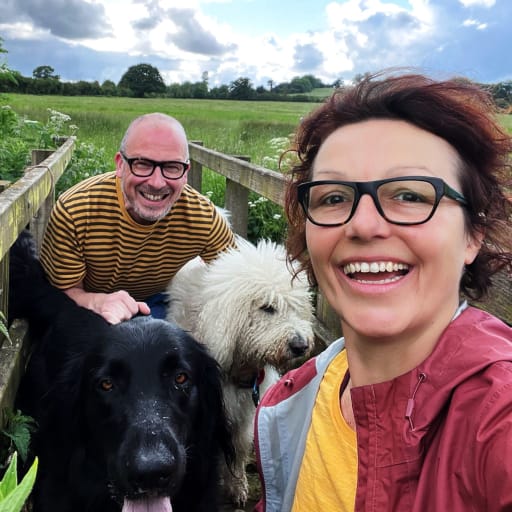 Profile image for pet sitters Fiona & Jonathan 