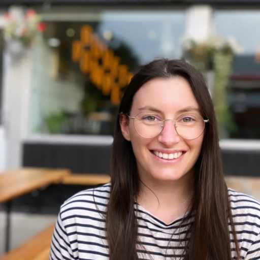 Profile image for pet sitter Joy