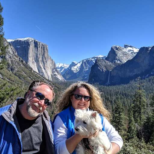 Profile image for pet sitters Kimberly & David