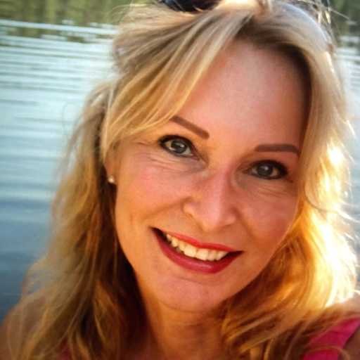Profile image for pet sitter Sandra