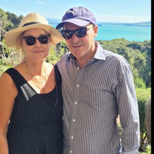 Profile image for pet sitters Tracey & Clive
