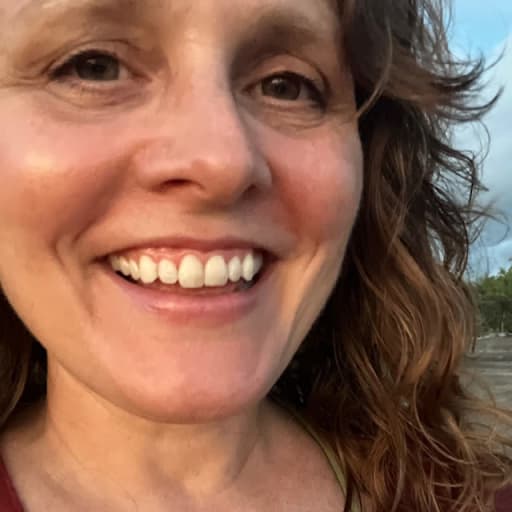 Profile image for pet sitter Lisa