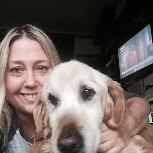 Profile image for pet sitter Linda
