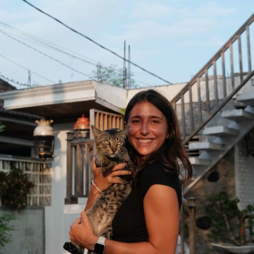 Profile image for pet sitter Sharon