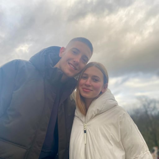 Profile image for pet sitters Darina & Neil