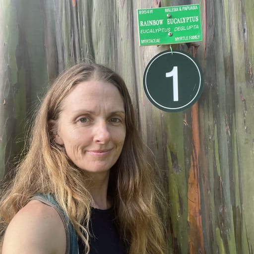 Profile image for pet sitter Elizabeth