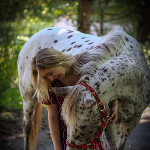 Profile image for pet sitter Emily
