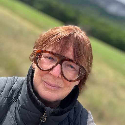 Profile image for pet sitter Jenny
