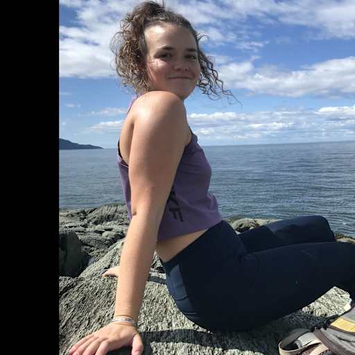 Profile image for pet sitter Janis