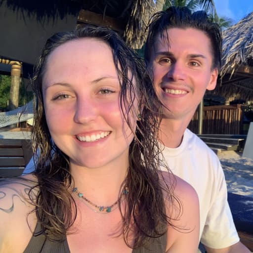 Profile image for pet sitters yosef & Cassaleigh