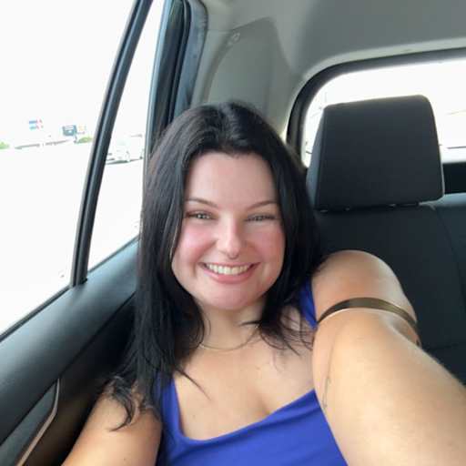 Profile image for pet sitter Laken