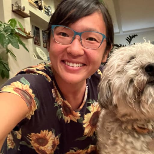 Profile image for pet sitter Tong