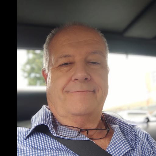 Profile image for pet sitters Peter & Chalita (jaew)