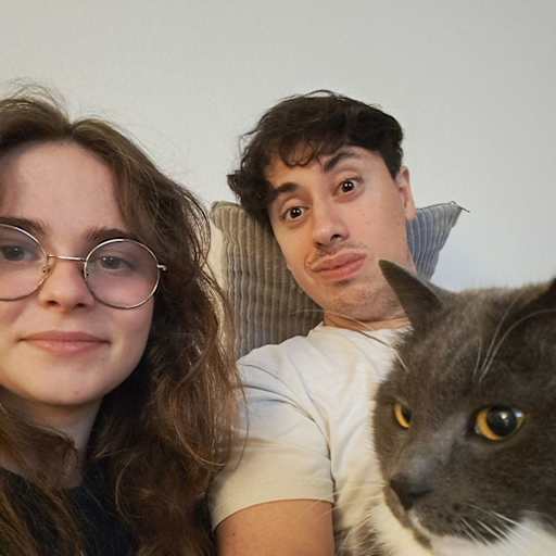 Profile image for pet sitters Sarina & Daniel