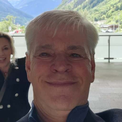 Profile image for pet sitters Andrew & Alicia