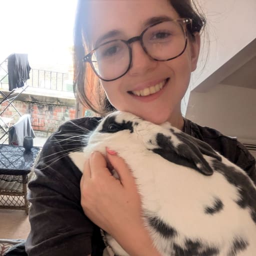 Profile image for pet sitter Enya