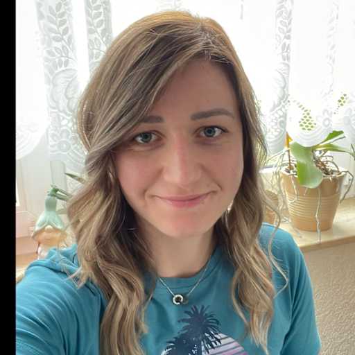Profile image for pet sitter Claudia