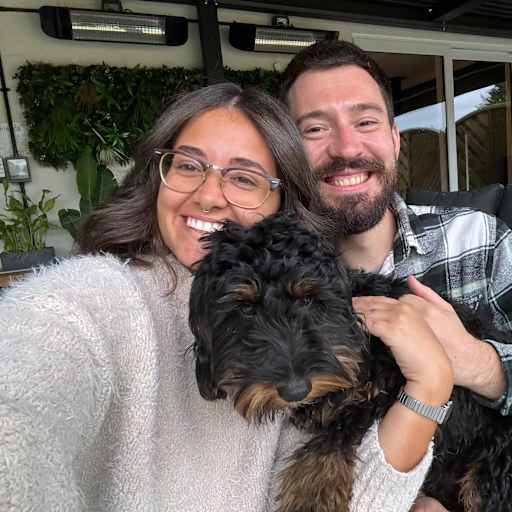 Profile image for pet sitters Beatriz & Thomas