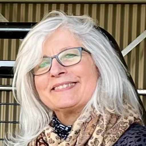 Profile image for pet sitter Kris