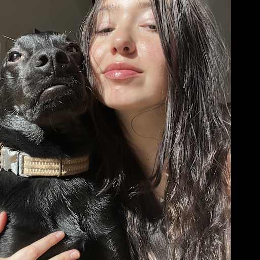 Profile image for pet sitter Julia