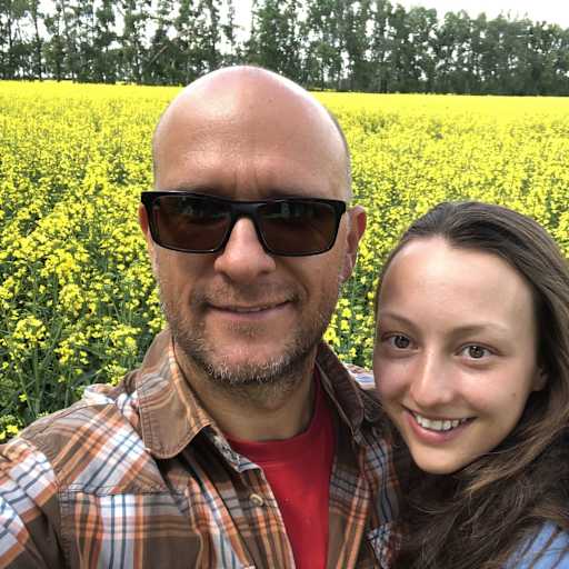 Profile image for pet sitters Lada & Sergyi