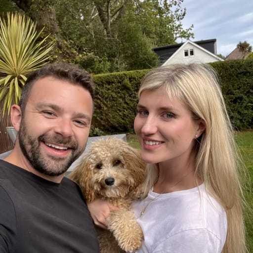 Profile image for pet sitters Thomas & Olivia