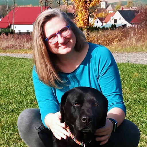 Profile image for pet sitters MICHAELA & Jim