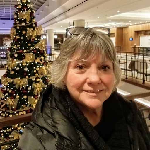 Profile image for pet sitter Janine