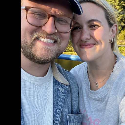 Profile image for pet sitters Rachel & Isaac