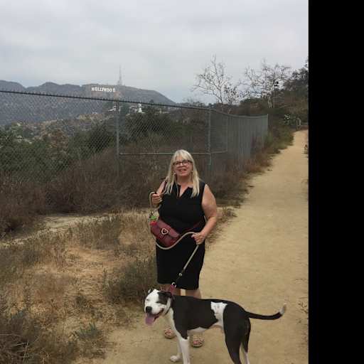 Profile image for pet sitters Yvonne & Richard