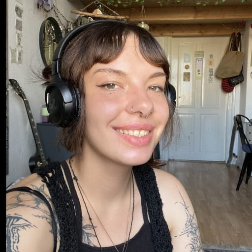 Profile image for pet sitter Lisa