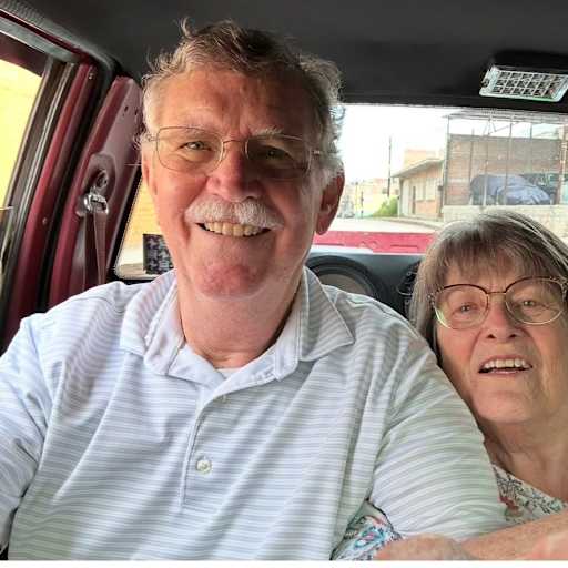 Profile image for pet sitters William & Mary