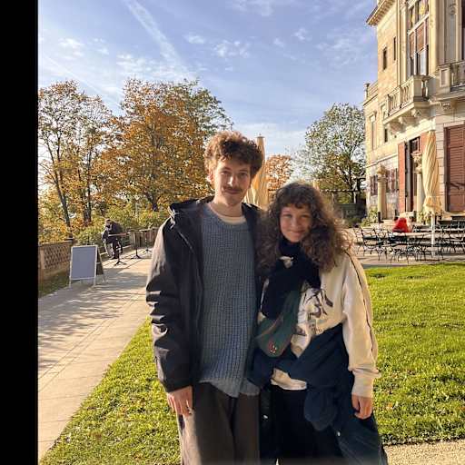 Profile image for pet sitters Emilia & Theo