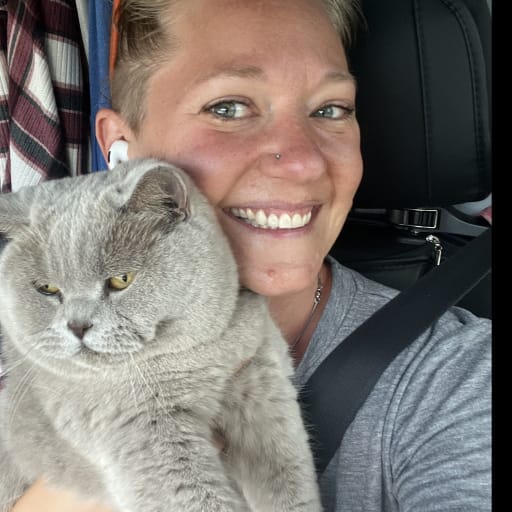 Profile image for pet sitter Sara
