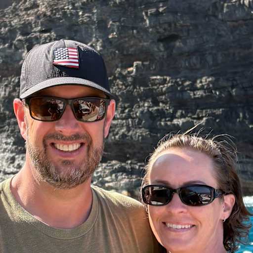 Profile image for pet sitters Megan & Chad