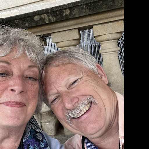 Profile image for pet sitters Rosi & Karl