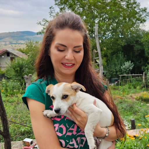 Profile image for pet sitter Antoniya