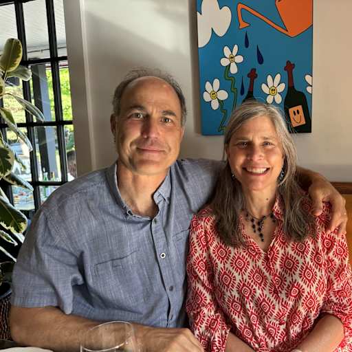 Profile image for pet sitters Elizabeth & Jonathan Lauri