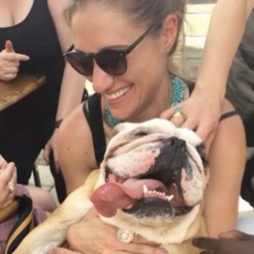 Profile image for pet sitter Angela