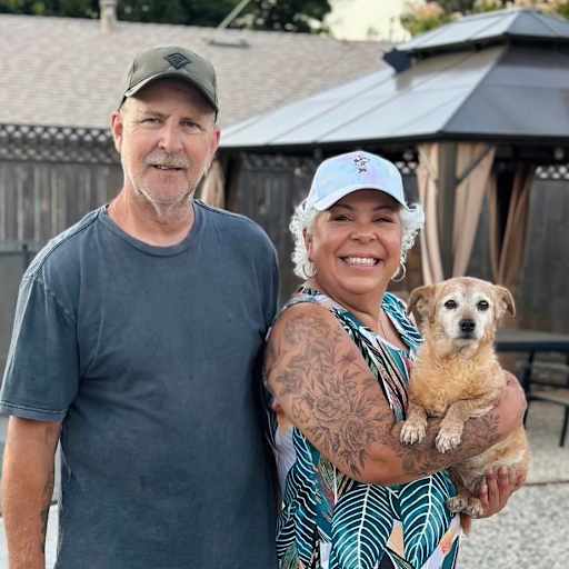 Profile image for pet sitters Hope & Jeff