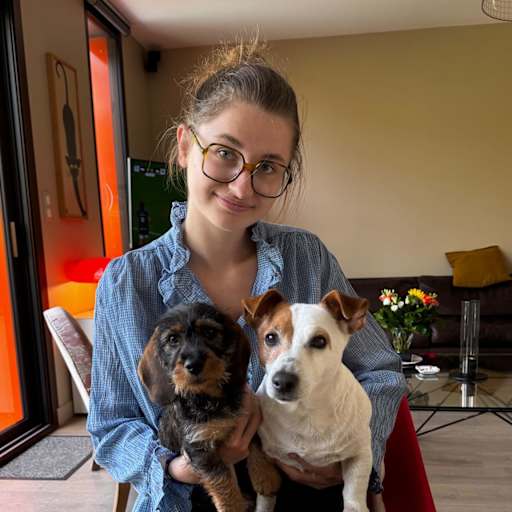 Profile image for pet sitter Philippine