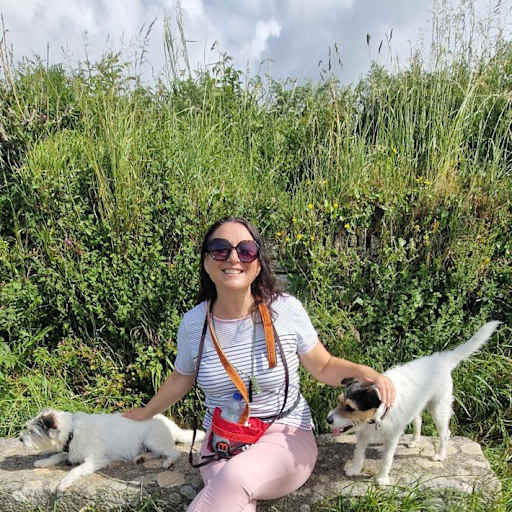 Profile image for pet sitters Danu & Kate